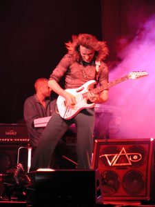 GUITARIST FILE #01 / STEVE VAI